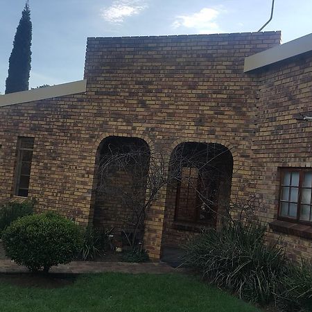Albatross B&B Benoni Exterior foto